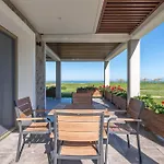Thalassa Suites