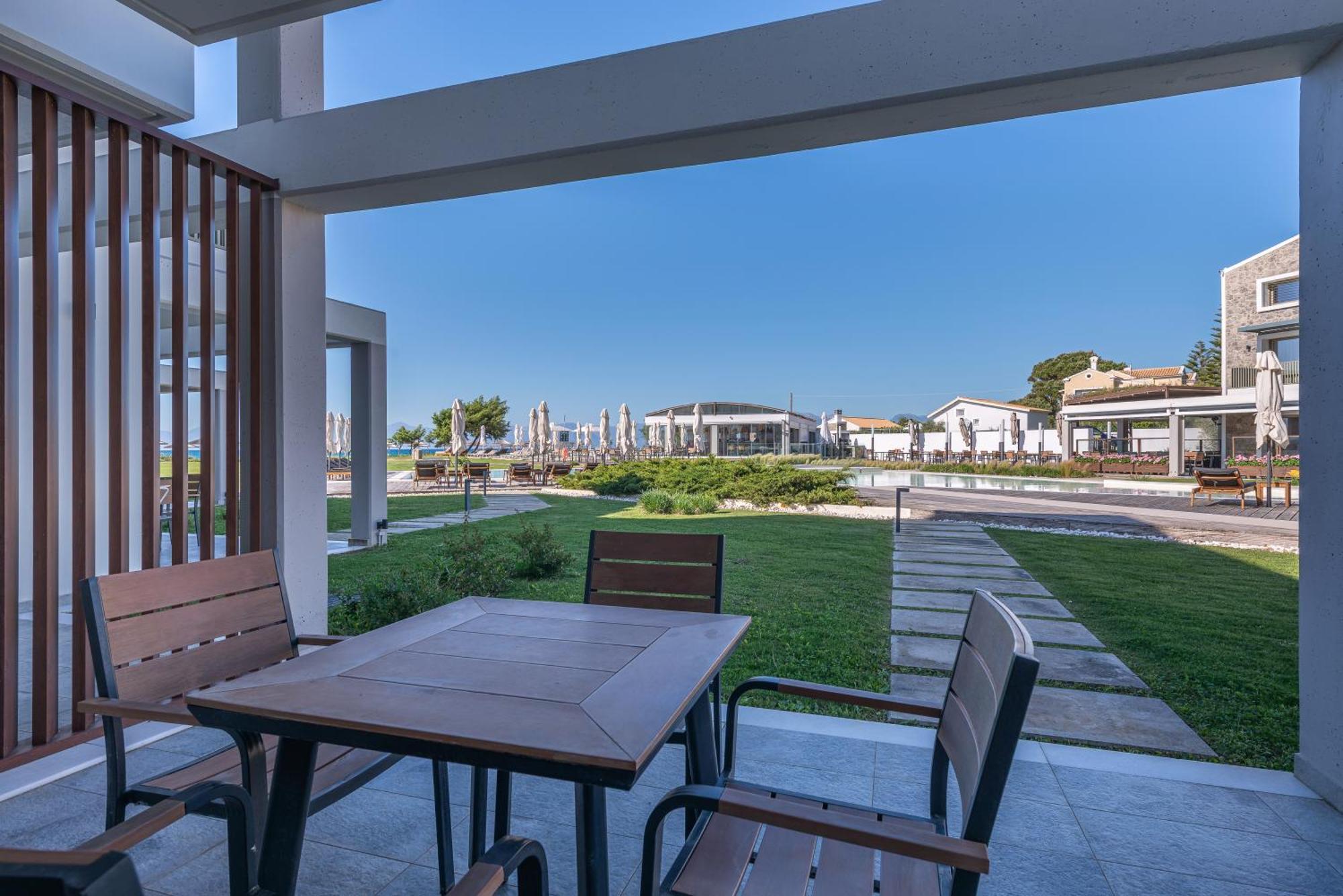 Thalassa Hotel