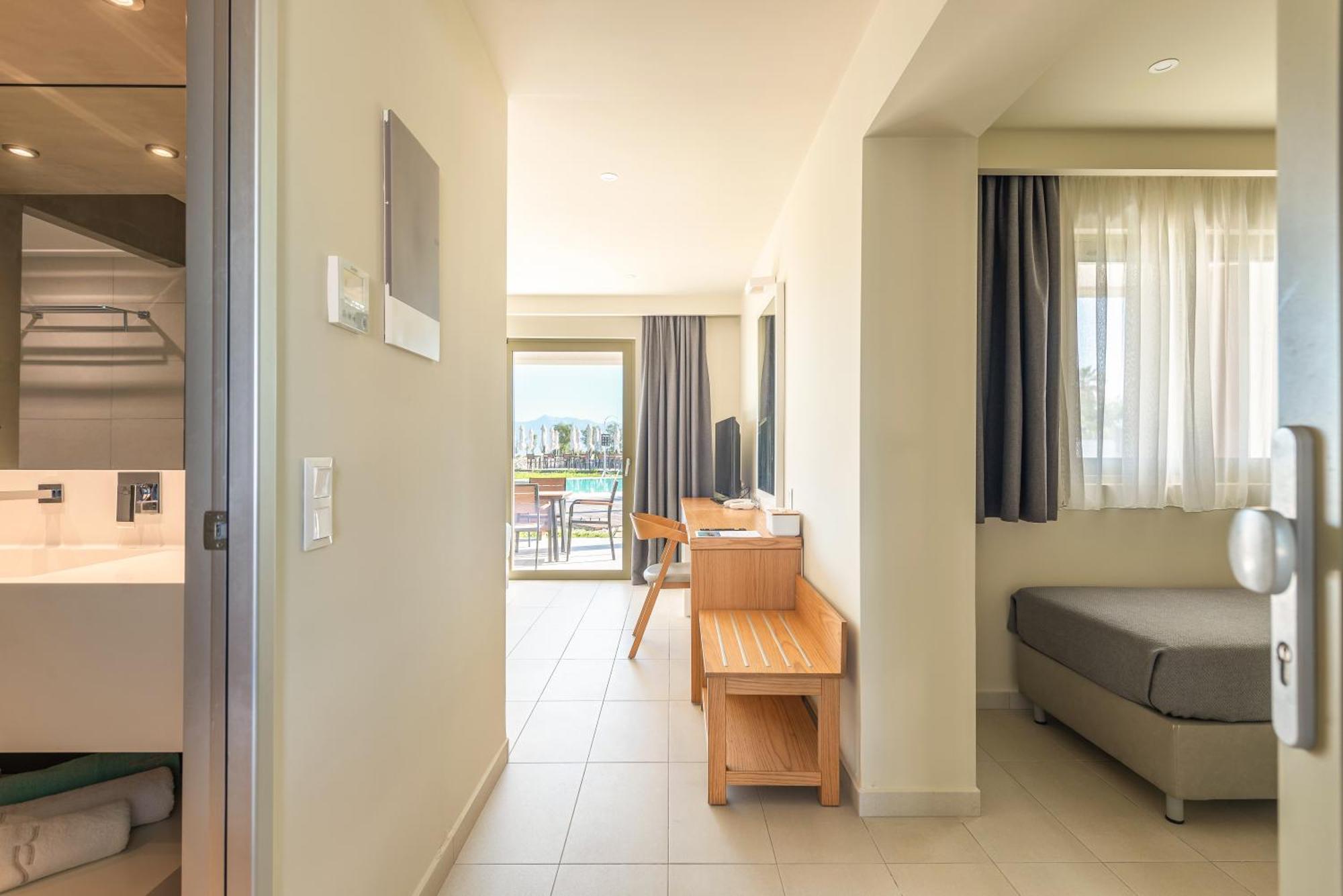 Thalassa 2*