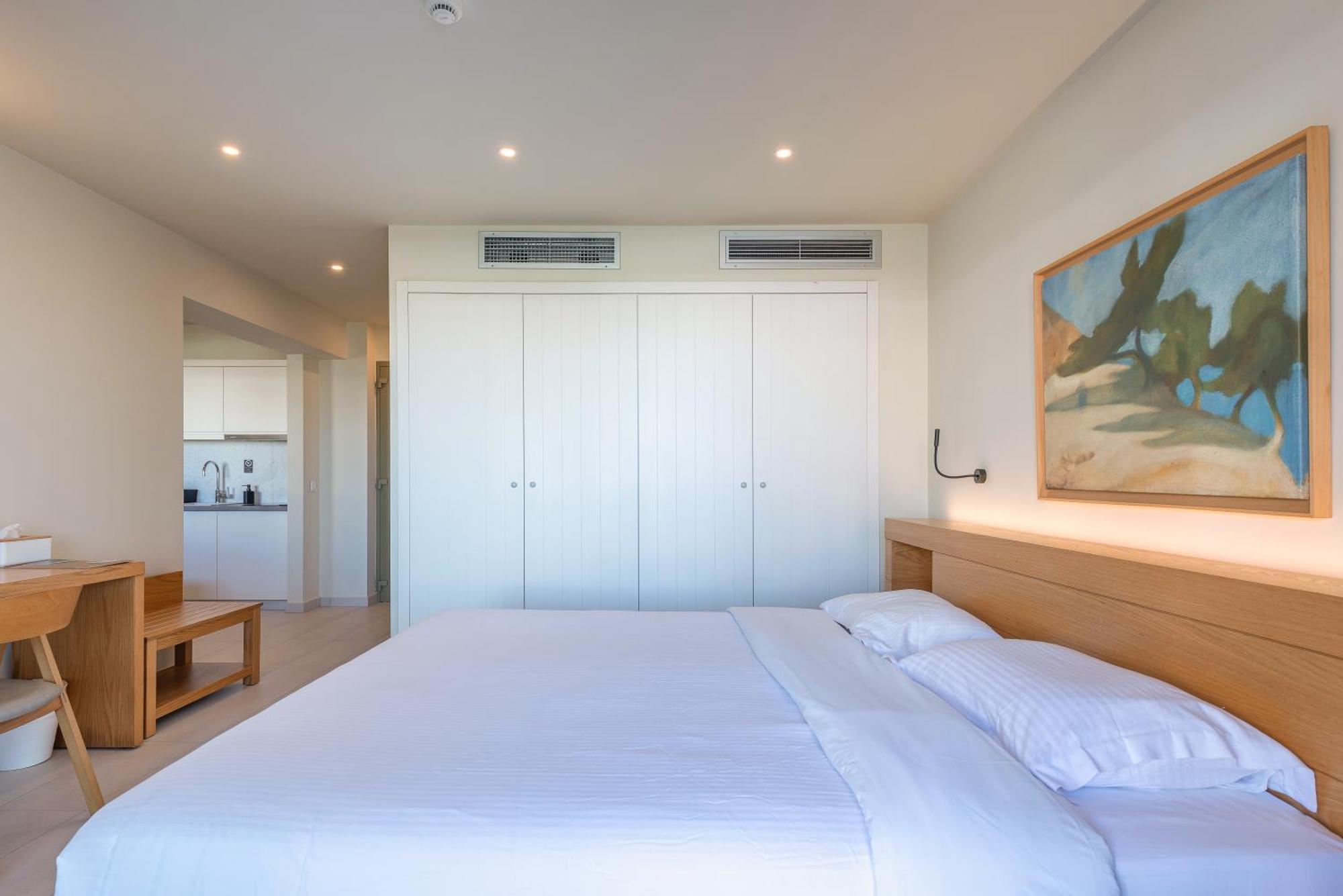 Thalassa Hotel 2*